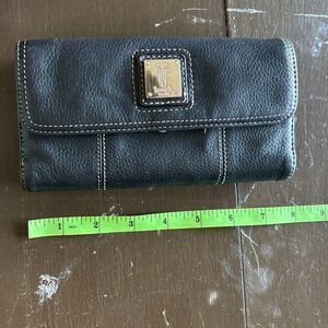 Tingnanello Black Pebbled Leather Trifold Wallet Organizer Clutch Floral Lining